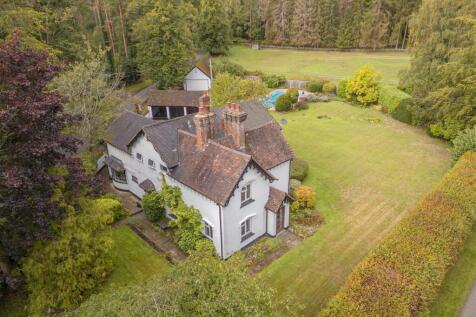 Enville Road Kinver 1.jpg