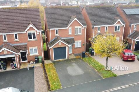 Marine Crescent Stourbridge 2.jpg