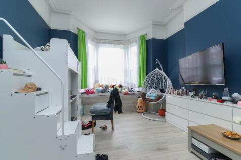 Flat 1