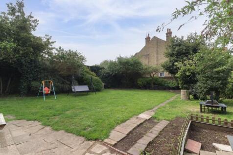 Flat 1