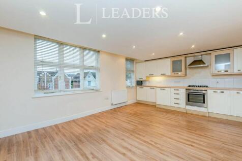 OPEN PLAN LOUNGE/KITCHEN