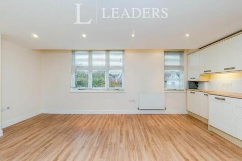 OPEN PLAN LOUNGE/KITCHEN