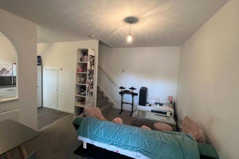 Pennycress Way Lounge.JPG
