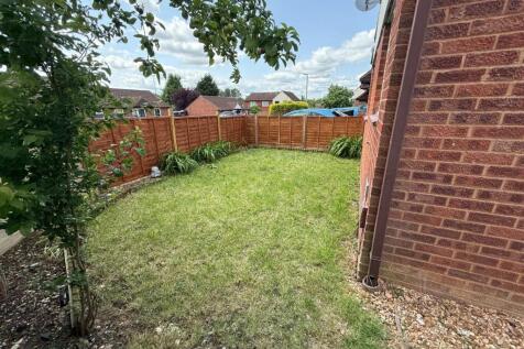 Front Garden.JPG