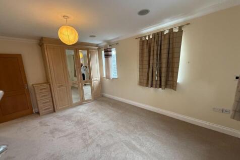 Bedroom 1a
