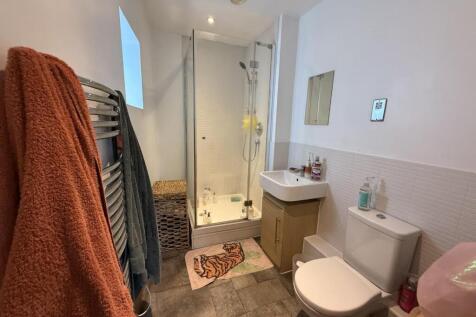 Ensuite.jpg