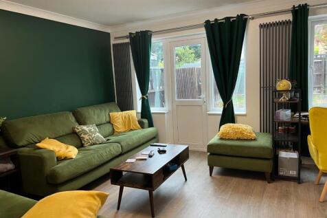 Rhuddlan Close Lounge.JPG
