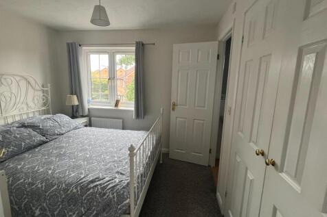 Wolfscote Lane Bedroom1a.JPG