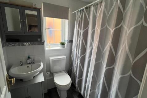 Wolfscote Lane Bathroom.JPG