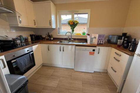 Kitchen.JPG