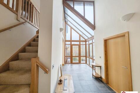 Atrium Style Hallway