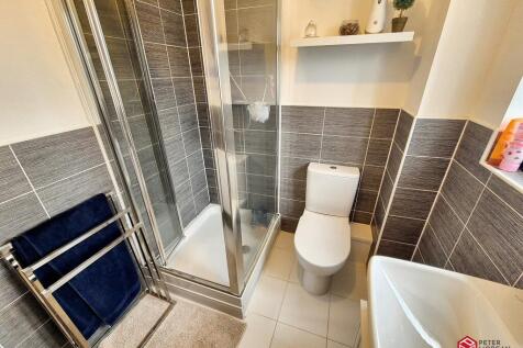 En-suite shower room