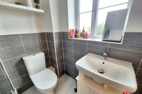 En-suite shower room