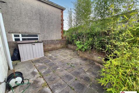 Front Courtyard
