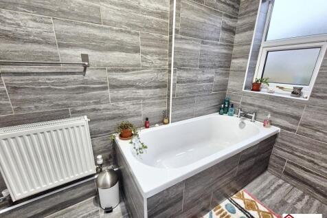 Bath &amp; Shower Room