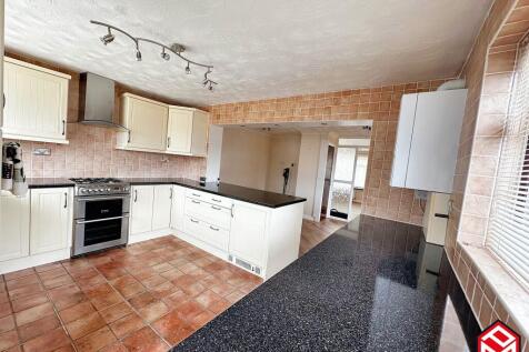 Open Plan Kitchen/ Dining Room