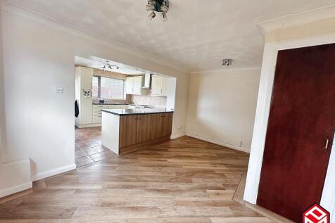 Open Plan Kitchen/ Dining Room