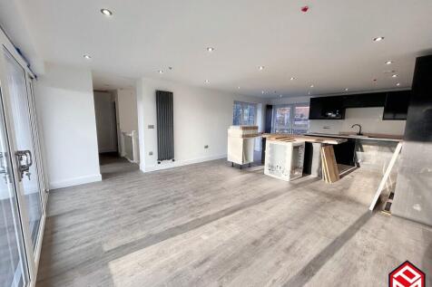 Open Plan Lounge/ Dining/ Kitchen
