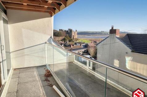 Undercover Balcony