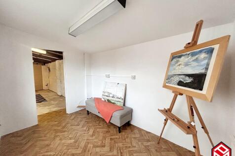 Studio/ Playroom