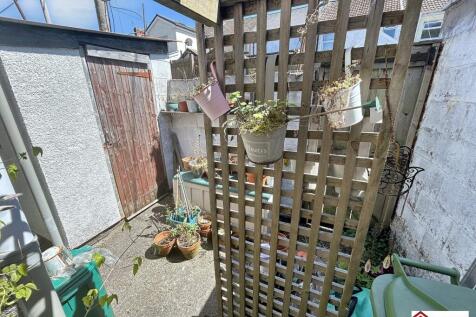 Rear Courtyard