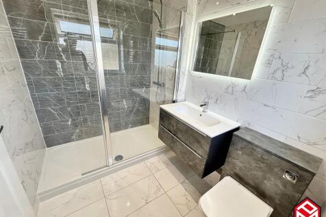 En-suite shower room