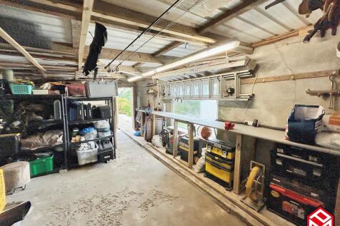Detached Block Built Workshop