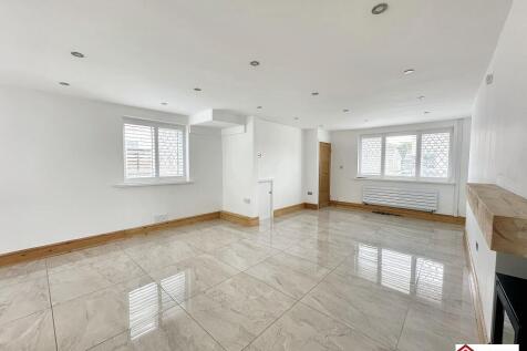 Open Plan Kitchen/ Living/ Dining Room
