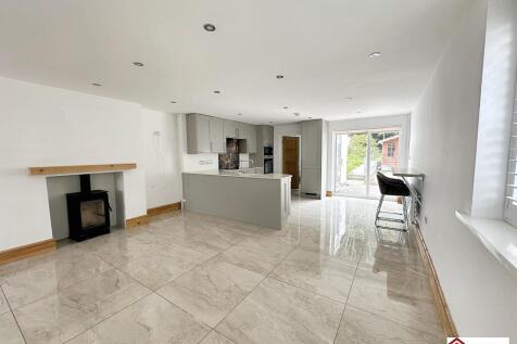 Open Plan Kitchen/ Living/ Dining Room