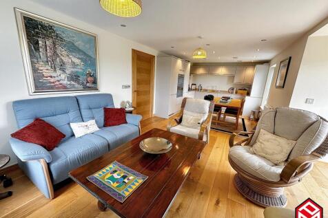 Open Plan Kitchen/ Dining/ Living