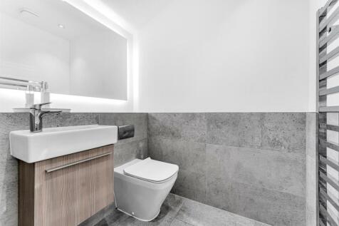 19 VALE CRESCENT-100.jpg