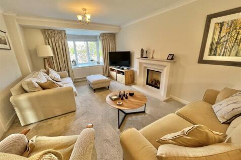 Through Lounge