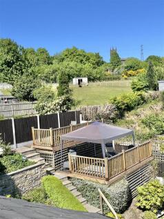 Split-level Decked Area