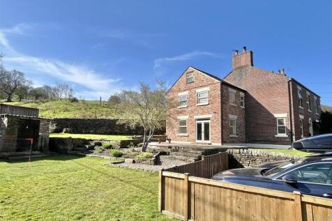 Gardens, Outbuilding &amp; Parking