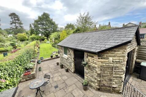 Detached Garage