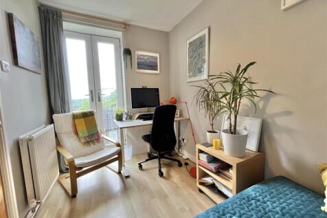 Bedroom Three/Study