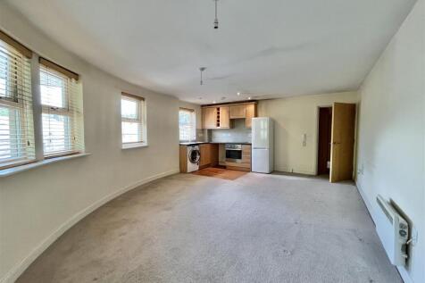 Open Plan Lounge &amp; Kitchen