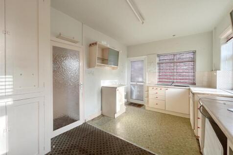 Kitchen / Breakfast Room