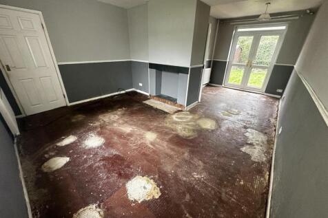 Lounge Opening to Dining Area