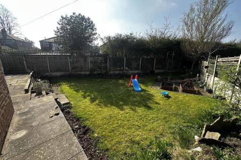 Garden to Side