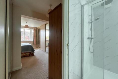 Bedroom One &amp; Ensuite