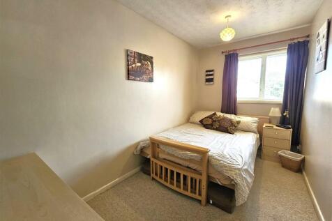 Bedroom 2.jpg