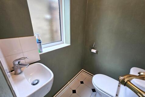 Cloakroom.jpg
