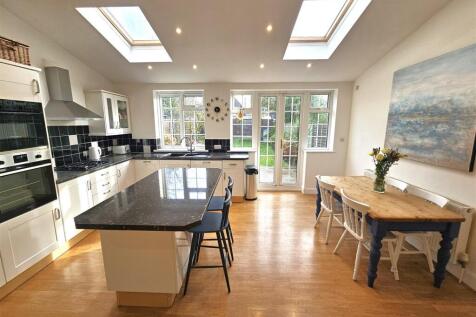 Kitchen and Dining area.jpg