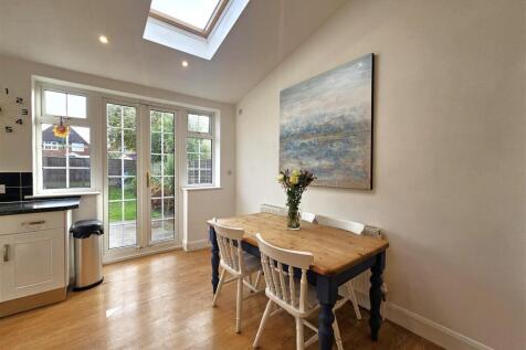 Dining area.jpg