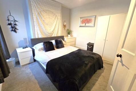 Bedroom 2.jpg