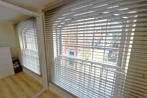 Large Windows!.jpg
