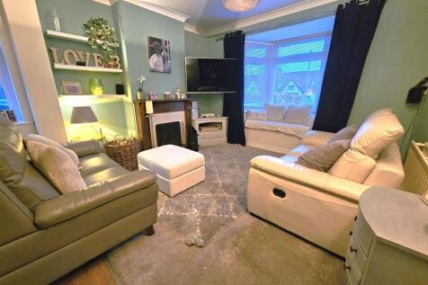 Living Room.jpg