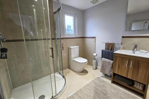 Shower room.jpg