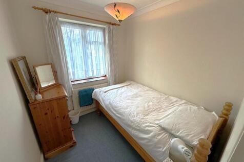 Bedroom 3.jpg